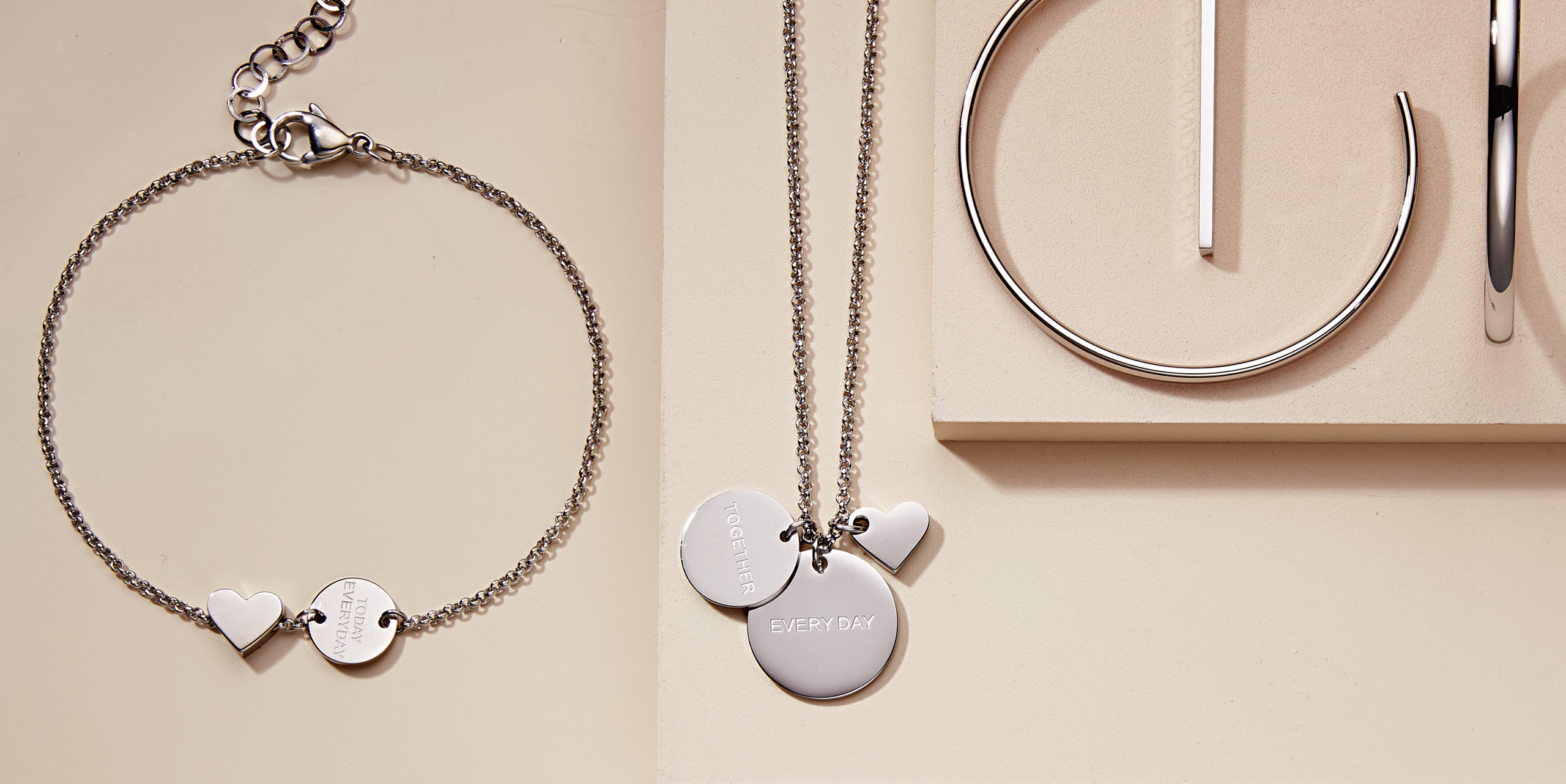 Schmuckfotografie in Perfektion – hochwertig & präzise