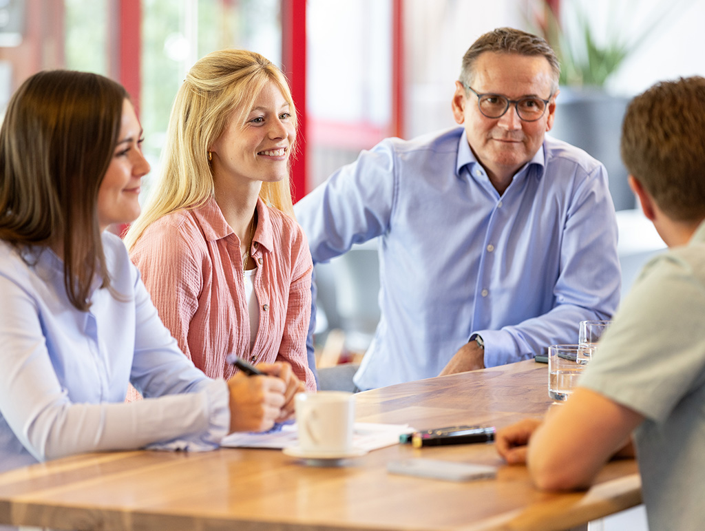 Teambesprechung Kommunikationsstrategie