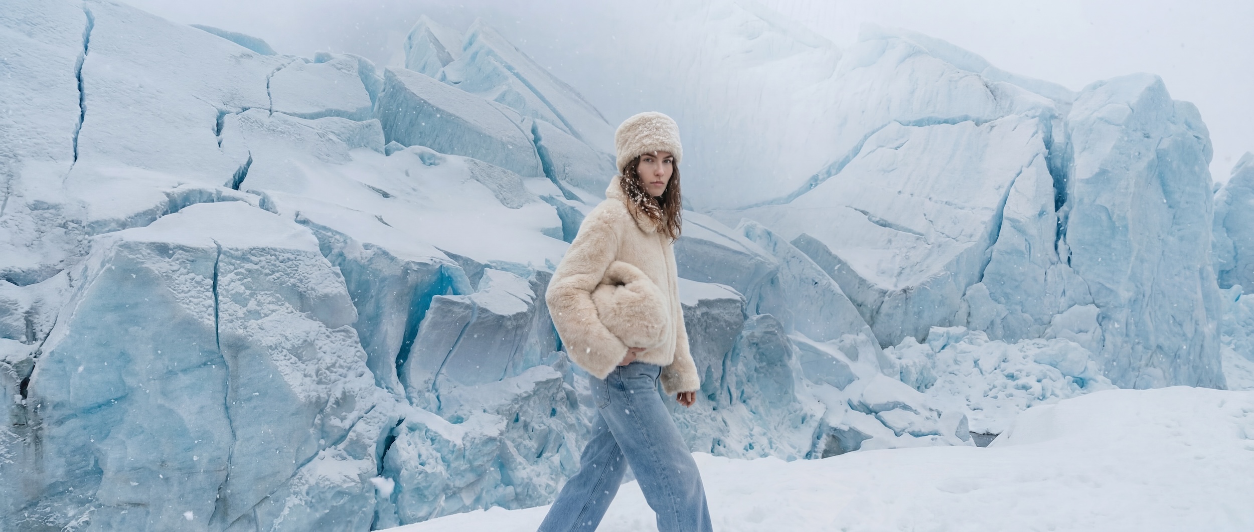 Fashionfotografie KI-untertützt by Laudert